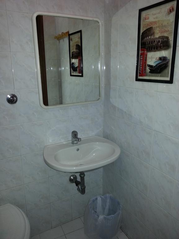 Hotel Roxena House Rzym Zewnętrze zdjęcie